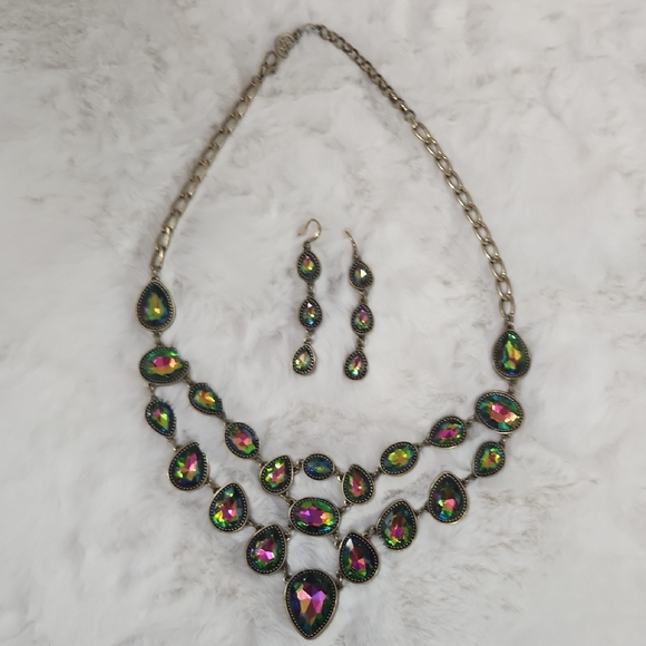 Nicole Miller Iridescent Necklace and Earring Set - Picture 1 of 7